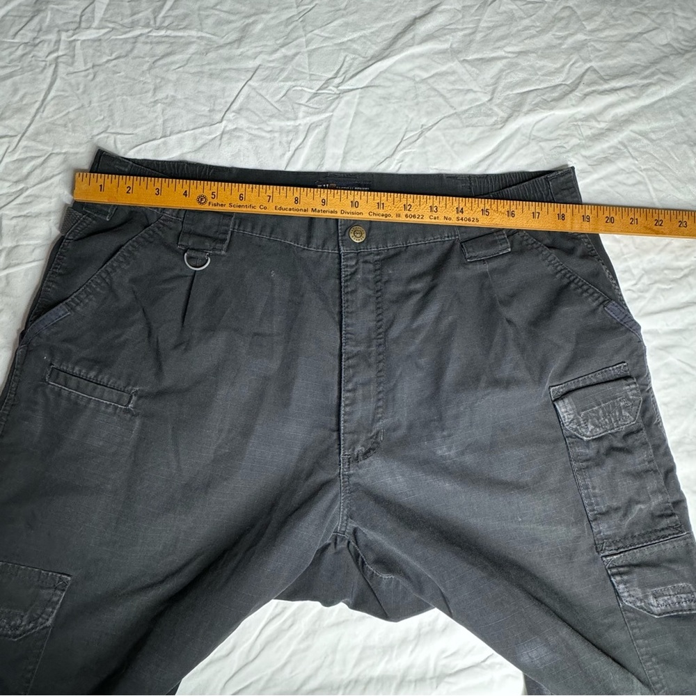 5.11 Tactical Faded Black‎ Ripstop Pants Mens Size 38x30 DAMAGED SEE DESCRIPTION - Picture 10 of 12